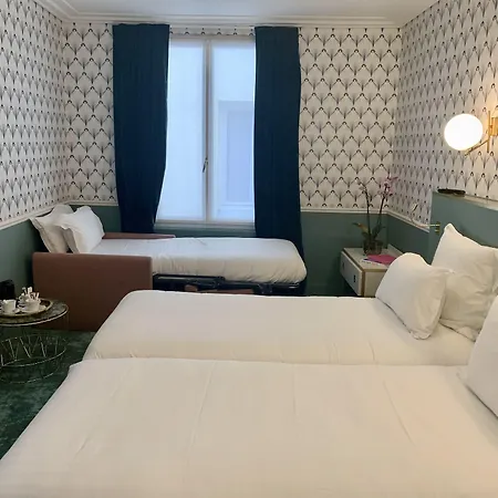 Léna Hotel 3*
