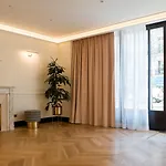 Lena 3*