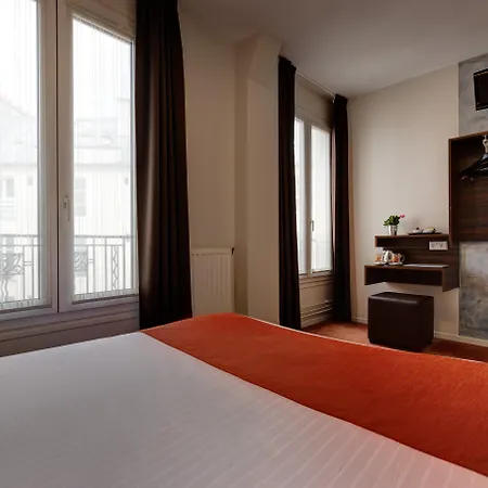 Lena Hotel 3*