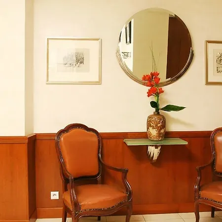 Lena Hotel 3*