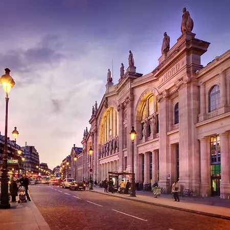 Hotel Lena Paris