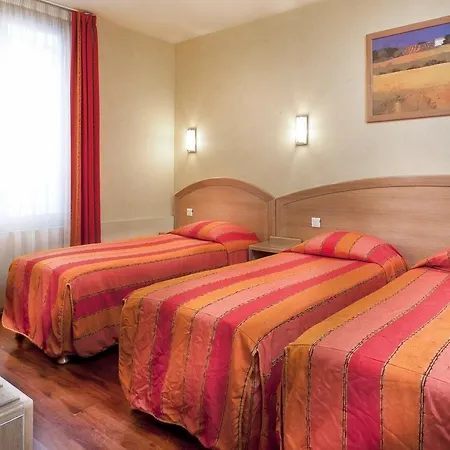 Hotel Lena 3*