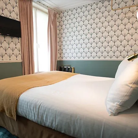 Léna Hotel